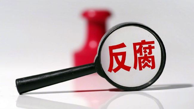 关于萨拉赫成为利物浦队史上第5位打进200球的球员埃利奥特：“令人难以置信的球员，令人难以置信的人，没有比这更好的了，他打进了在这家俱乐部的第200球，他配得上做到这一点。